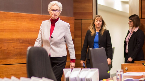 Justice Jennifer Coate and Commissioner Helen Milroy From left to right: Justice Jennifer Coate and Commissioner Helen Milroy entering the public hearing