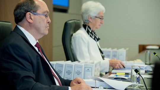 From left to right: Commissioner Andrew Murray and Justice Jennifer Coate